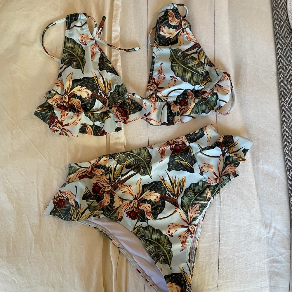 High waisted Bikini | Only worn once |